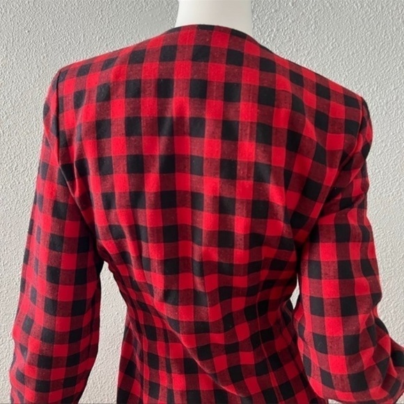 First focus. Size 5/6  beautiful 1980s button down dress - Picture 6 of 12